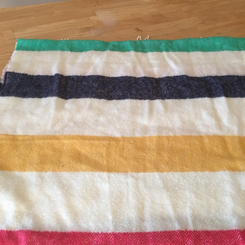 Large nautical scarf/shawl